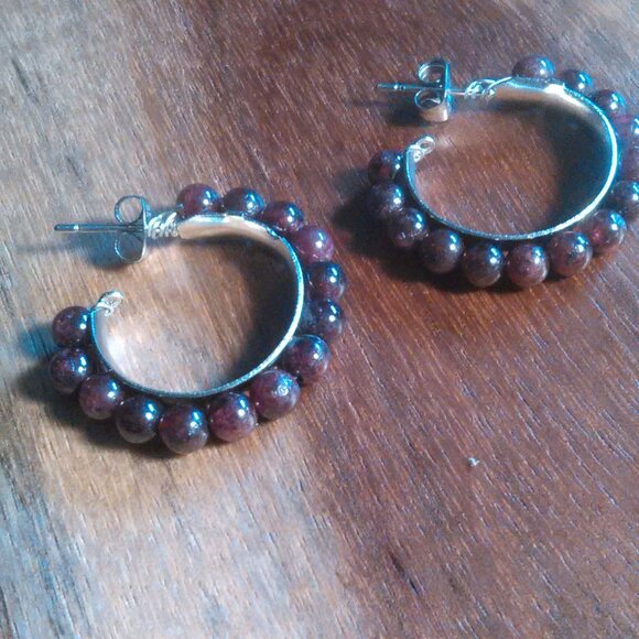 Mozambique Garnet Stainless Steel Hoop Earrings - Picture 4 of 8